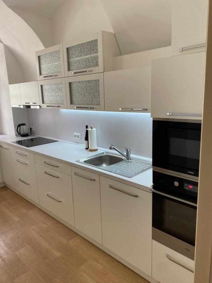 Nerudova Apartments Prague Luaran gambar
