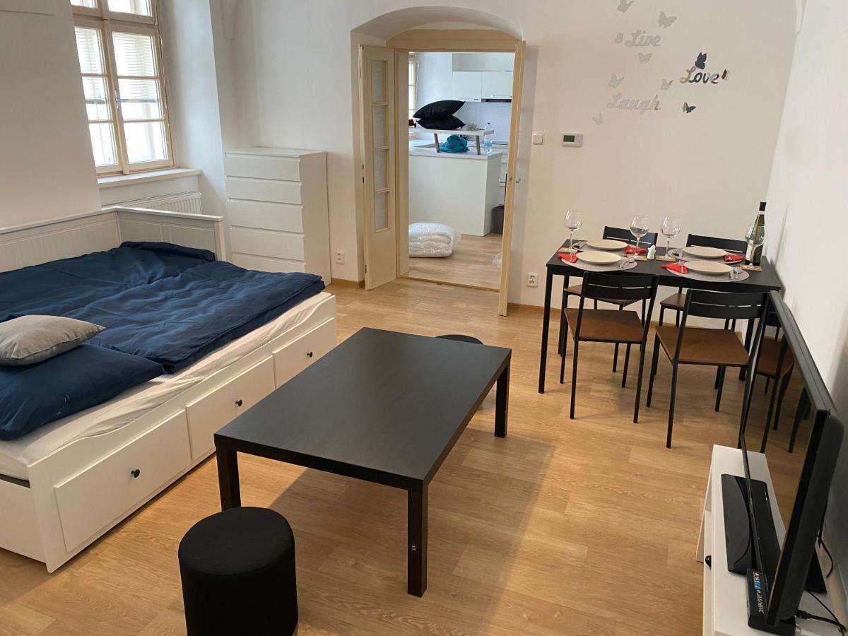 Nerudova Apartments Prague Luaran gambar